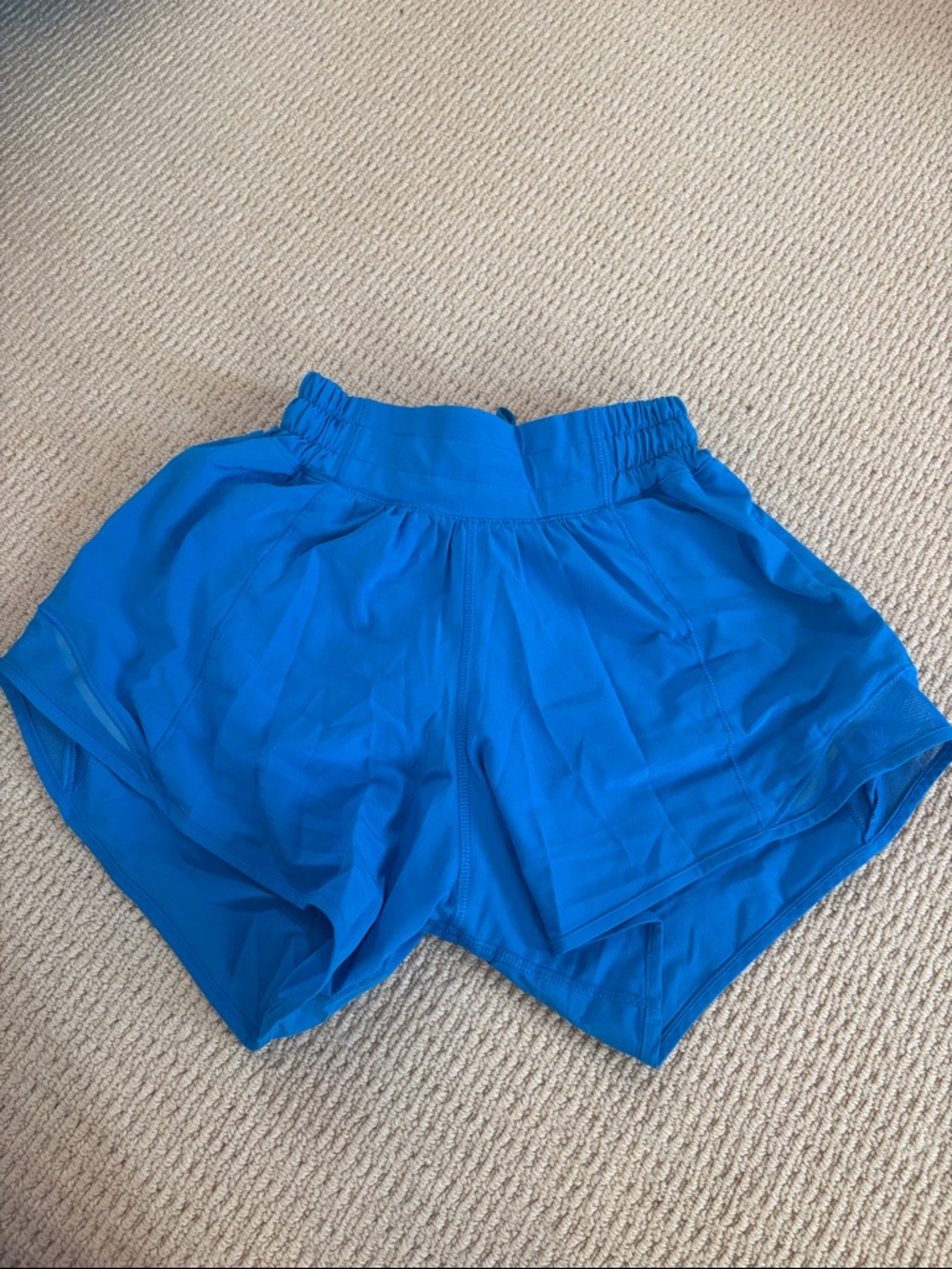 lululemon hotty hot shorts low rise 4 inch size 0 poolside blue